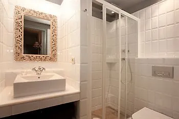 Nextdoor Miro Barcelona Apartment 0*,