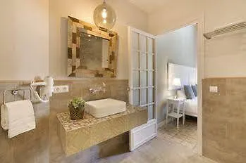 Nextdoor Miro Barcelona Apartment