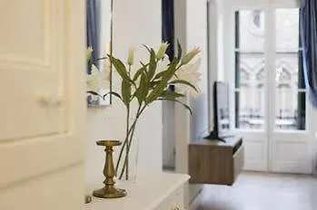 Nextdoor Miro Barcelona Apartment