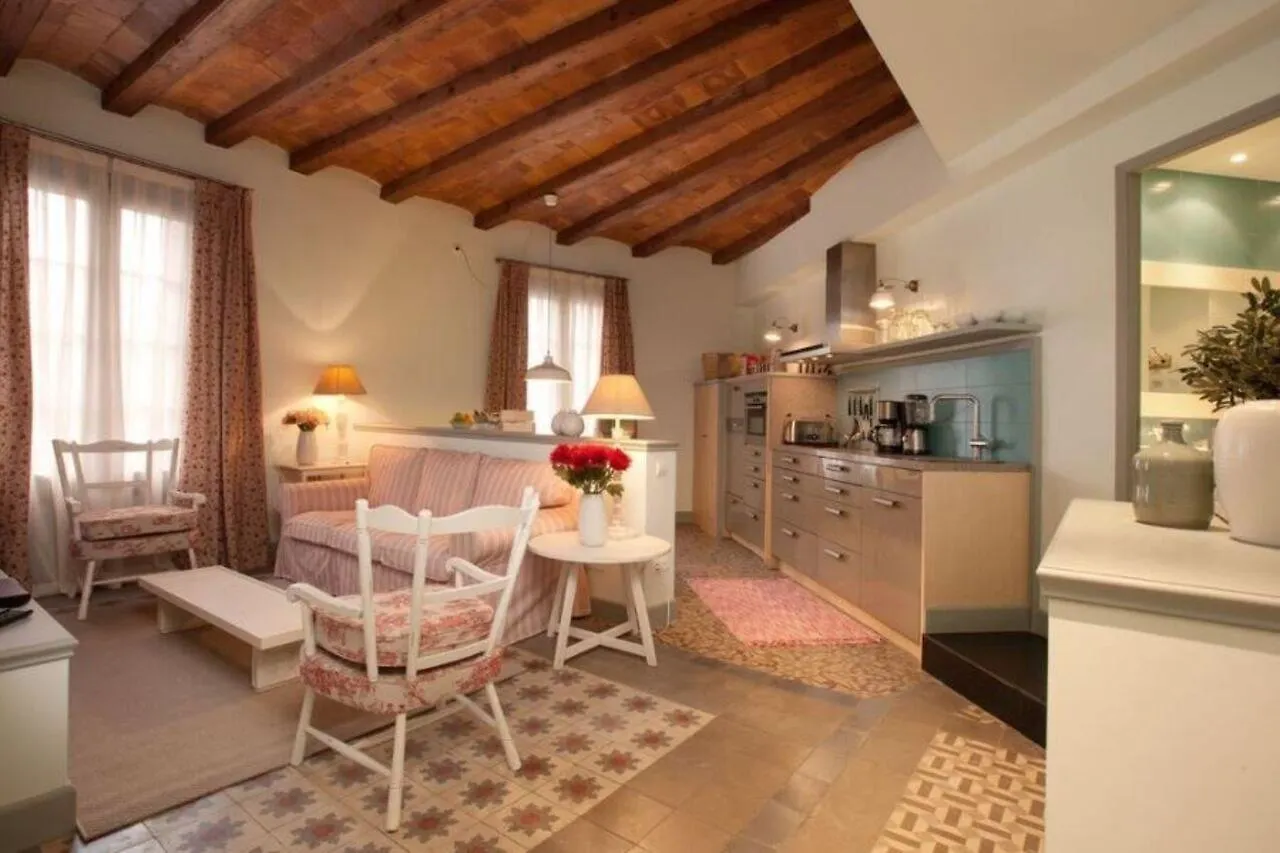 Nextdoor Miro Barcelona Apartment