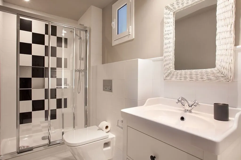 Nextdoor Miro Barcelona Apartment