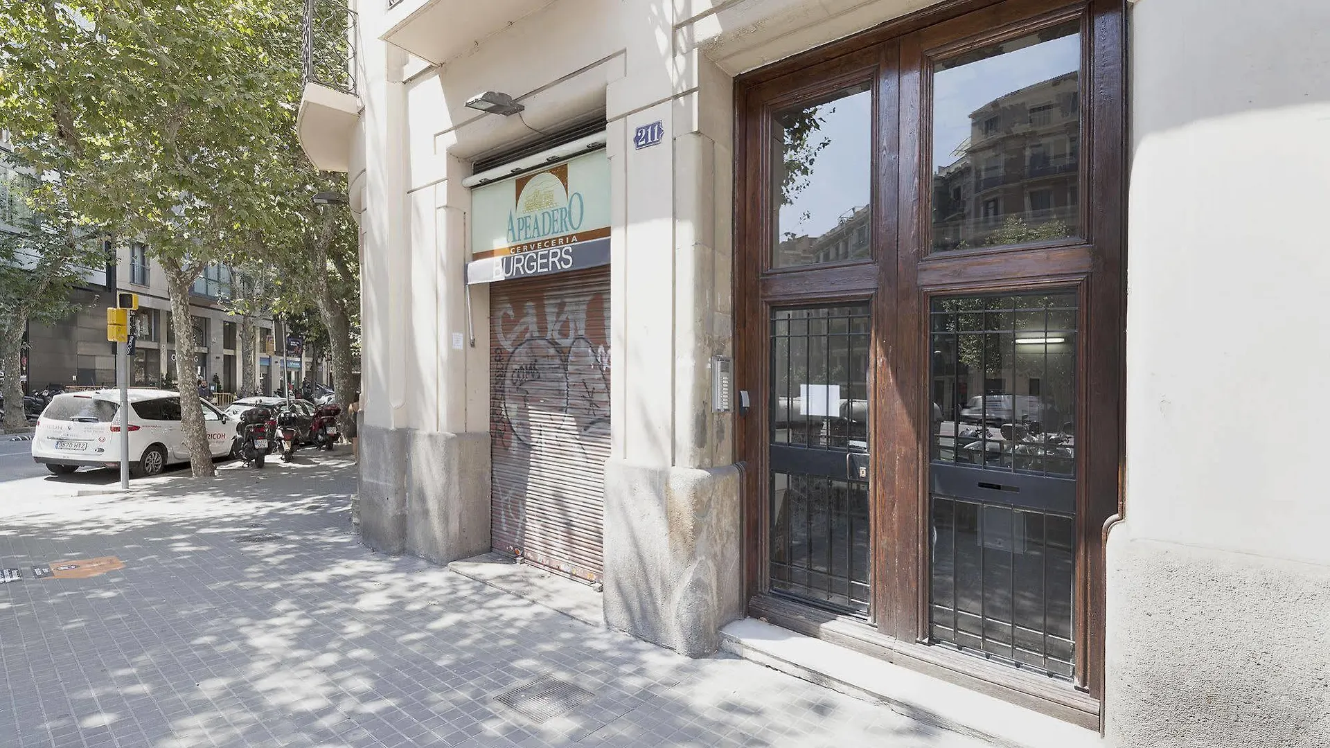 Nextdoor Miro Barcelona Apartment