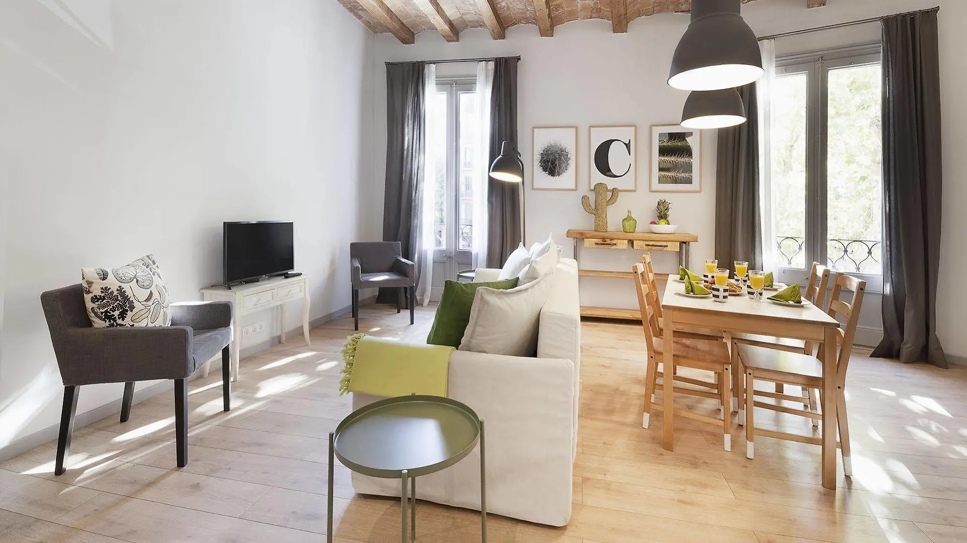Nextdoor Miro Barcelona Apartment