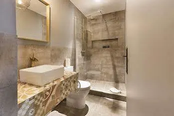 Apartamento Nextdoor Miro Barcelona