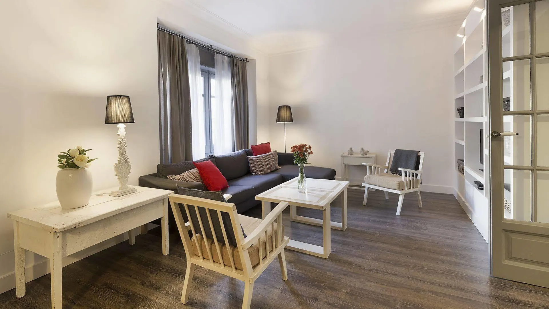 Apartamento Nextdoor Miro Barcelona