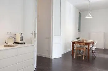 Appartamento Nextdoor Miro Barcellona Spagna